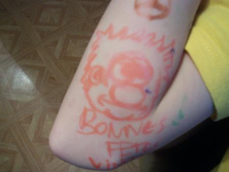 le tatoué 7 presque la moitie